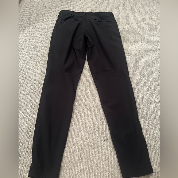 Lululemon ABC Slim-Fit 5 Pocket Pant 32"L - Picture 5 of 5